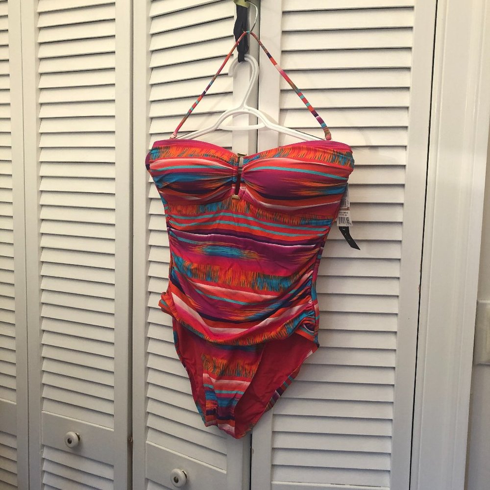 La Blanca women halter one piece swimsuit, 12 NWT